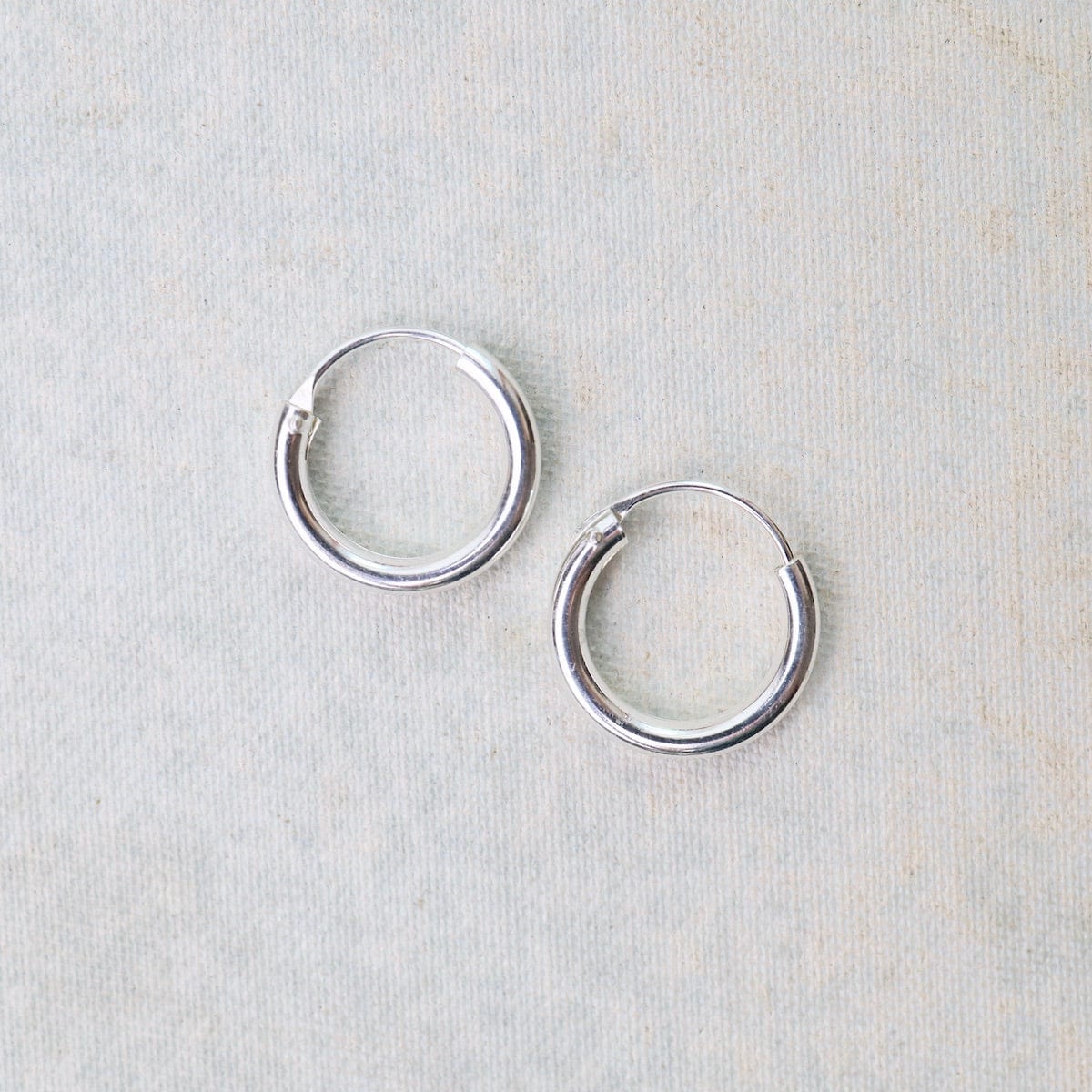 EAR 16mm Eternity Hoops