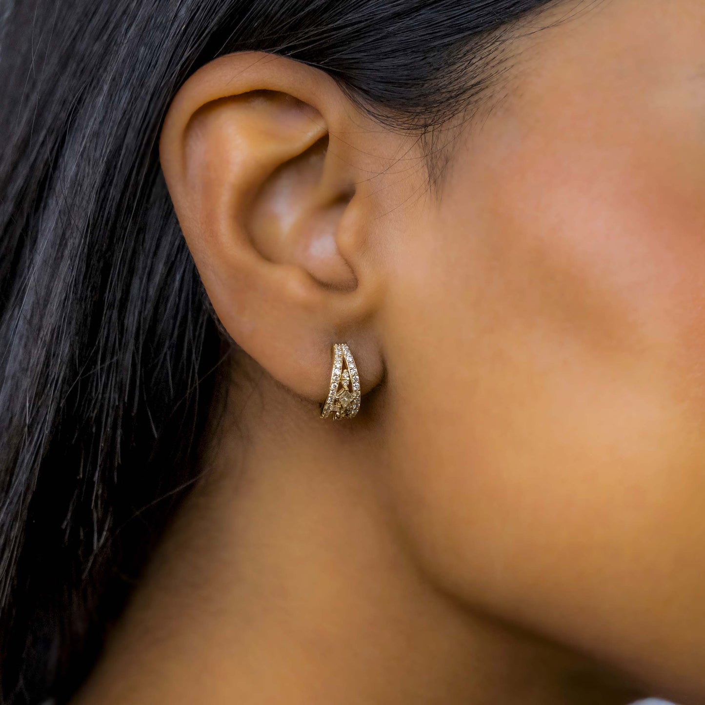 EAR-18K 18k Gold Ninhur Huggies - Diamonds