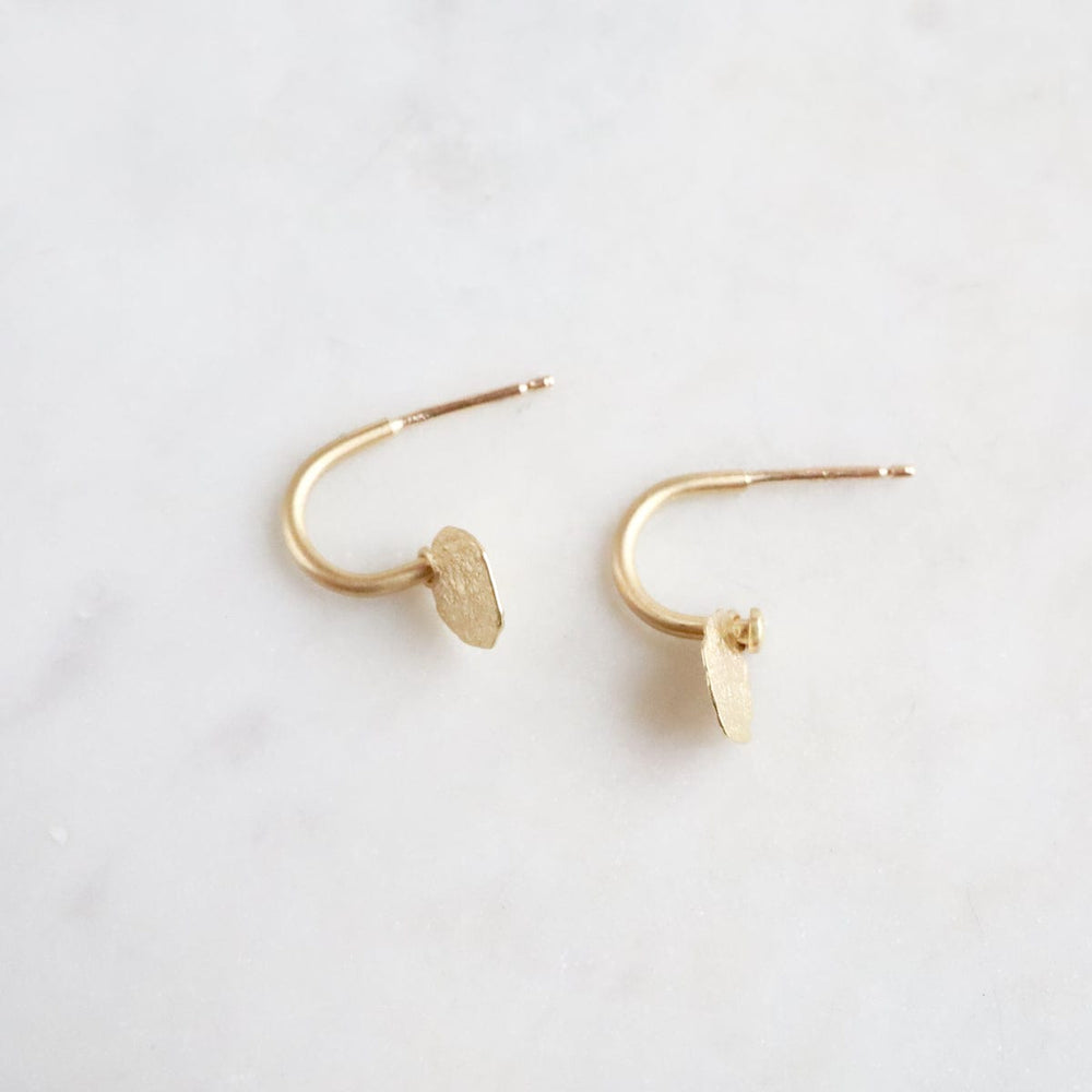 
                  
                    EAR-18K 18k Kelp Charm Hoops
                  
                