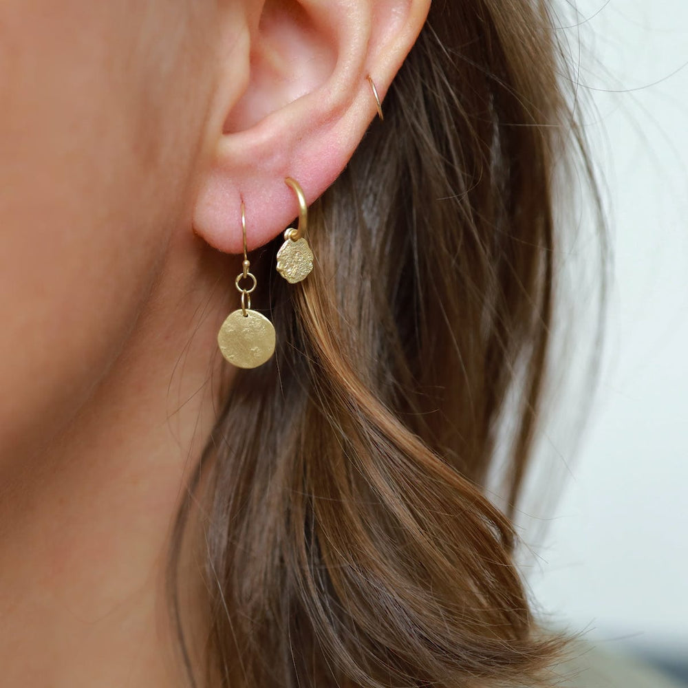 EAR-18K 18k Kelp Charm Hoops