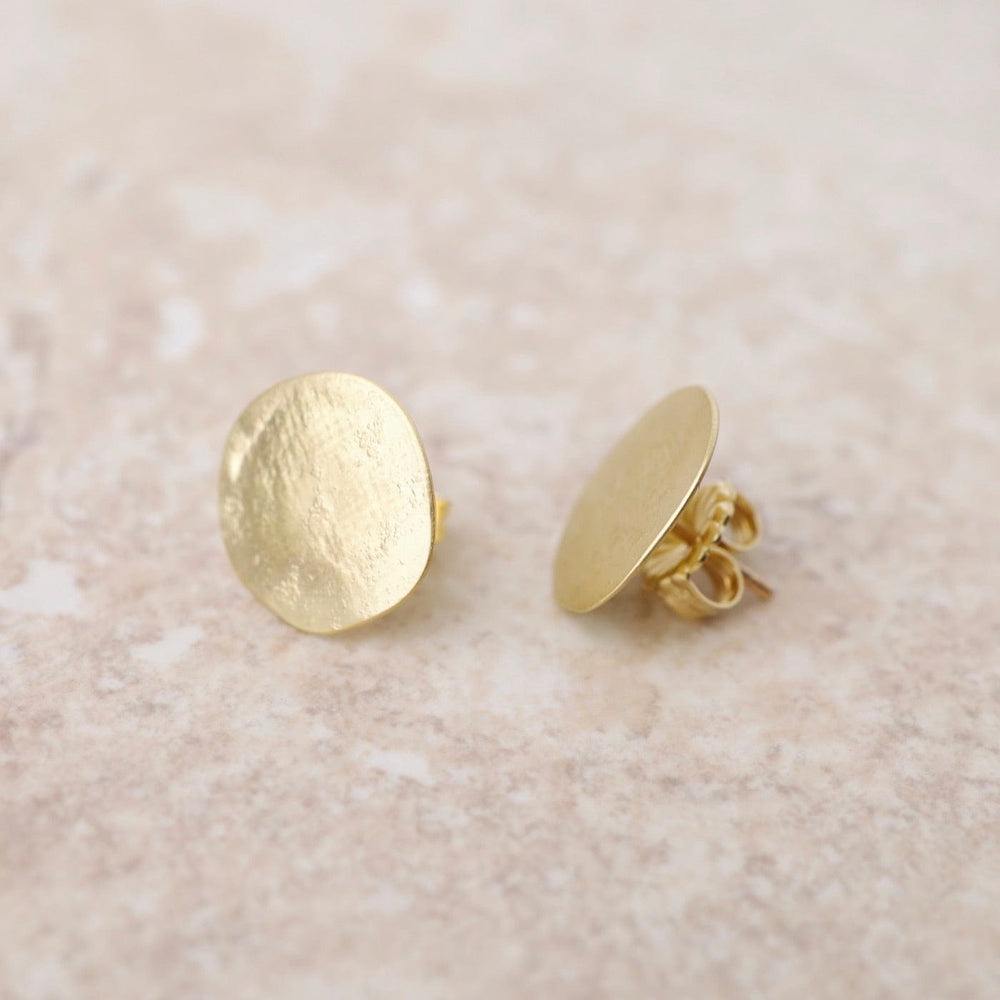 
                  
                    EAR-18K 18k Parchment Disk Stud Earrings
                  
                