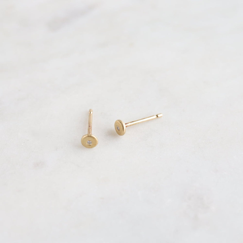 
                  
                    EAR-18K 18k Yellow Gold Bitsy Studs
                  
                