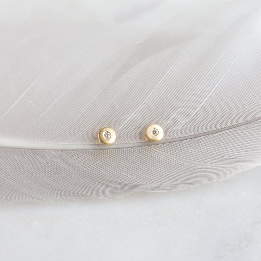 
                  
                    EAR-18K 18k Yellow Gold Bitsy Studs
                  
                