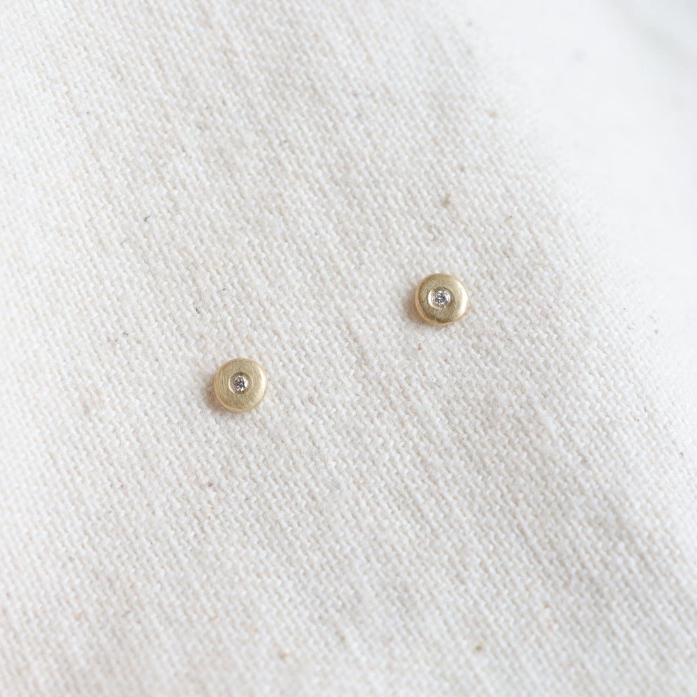 
                  
                    EAR-18K 18k Yellow Gold Bitsy Studs
                  
                