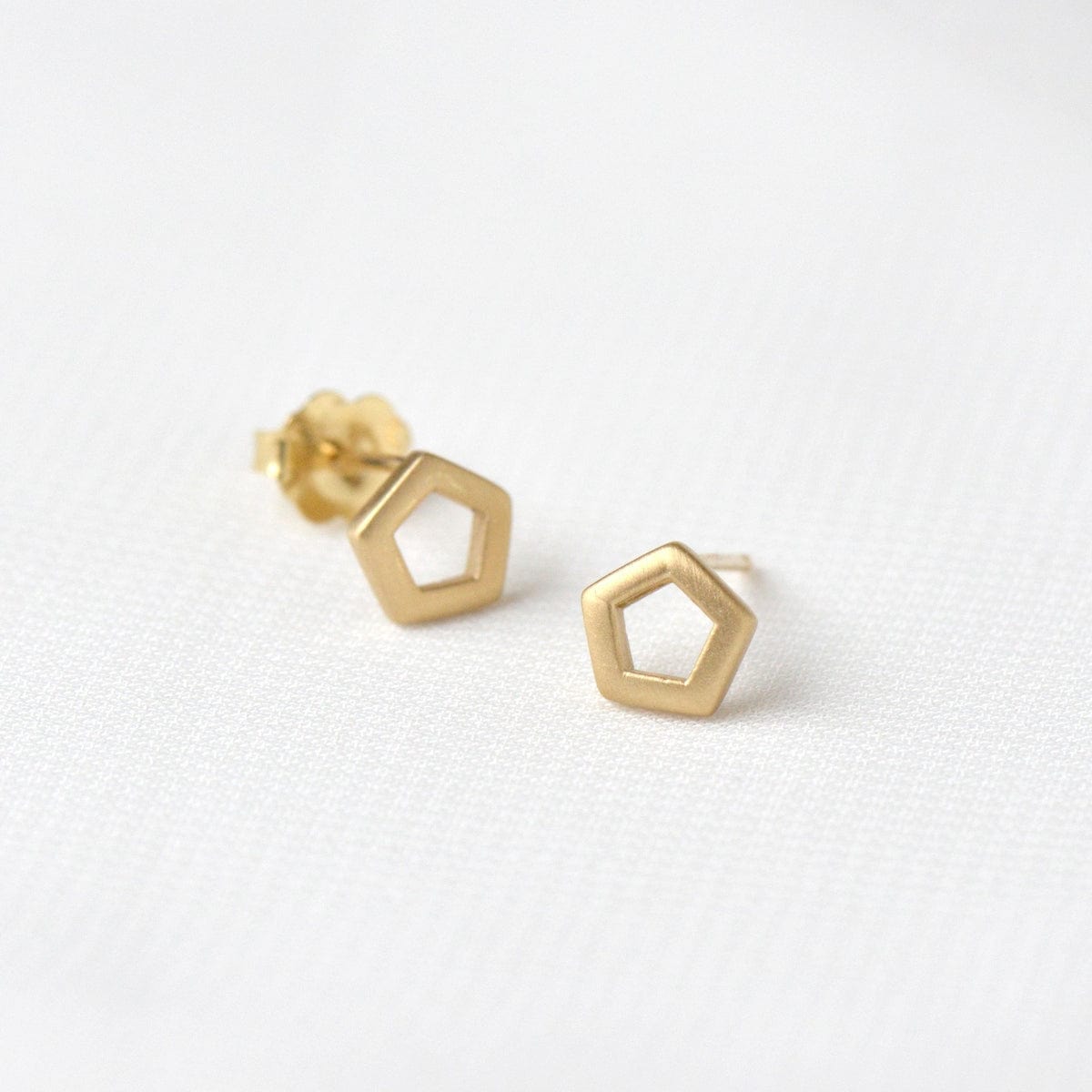 EAR-18K 18k Yellow Gold Pentagonal Stud Earrings