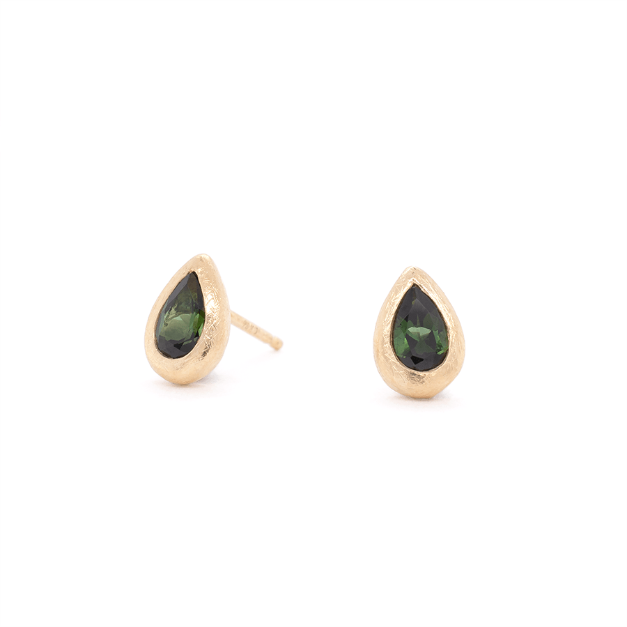 
                      
                        EAR-18K 'Boulder' Bezel Pear Green Tourmaline Stud Earrings
                      
                    