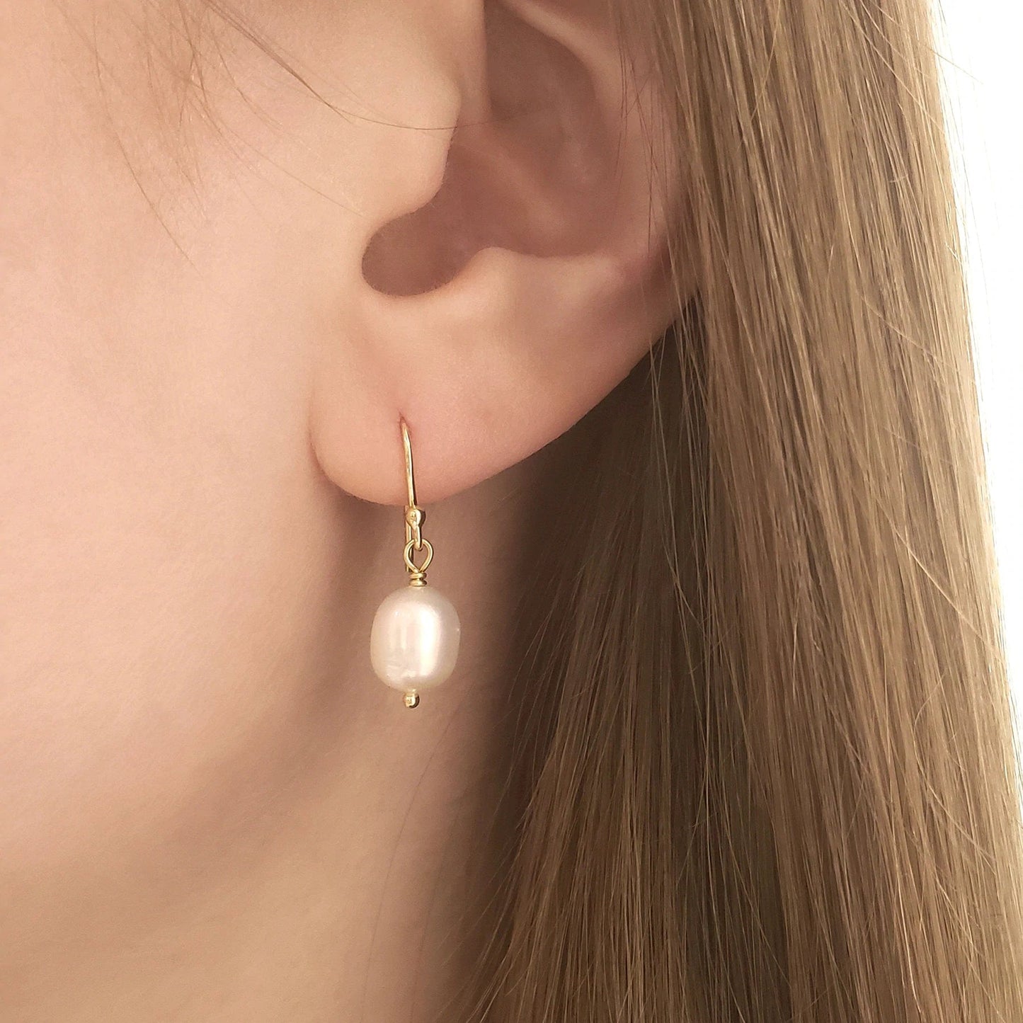 EAR-18K Classic Pearl Drop Earrings