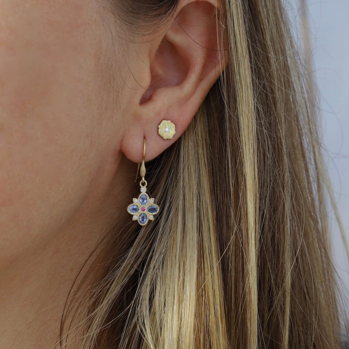 EAR-18K Floral Sapphire Earrings