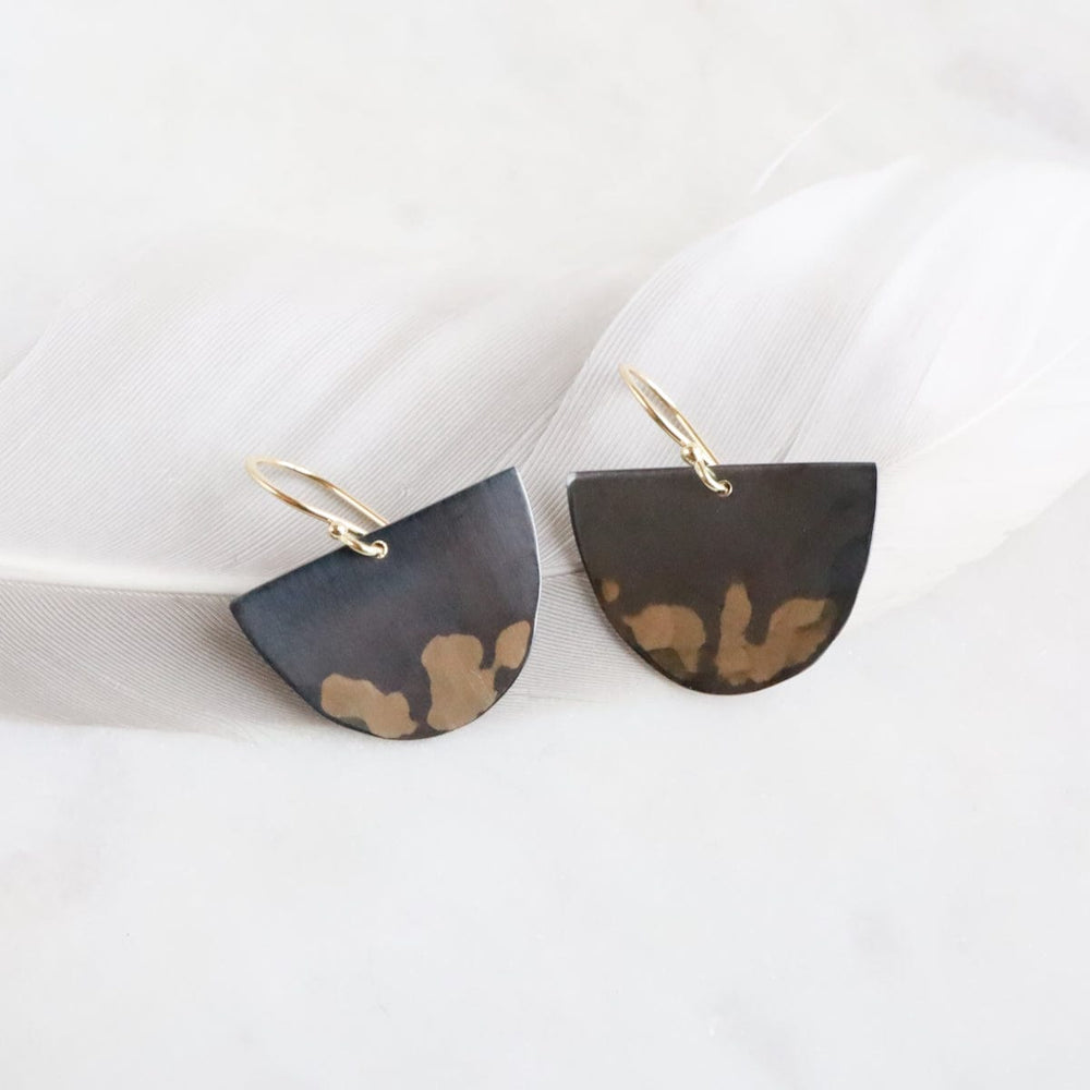 
                  
                    EAR-18K Gilded Half Moon Earrings
                  
                