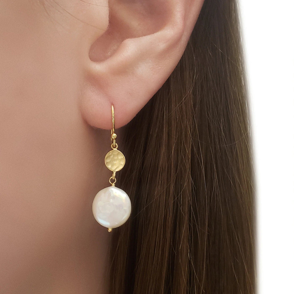 
                      
                        EAR-18K Hammered Disc Drop with Coin Pearl Earring
                      
                    