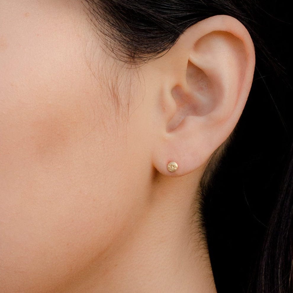 EAR-18K Invisible Moonface Stud Earrings