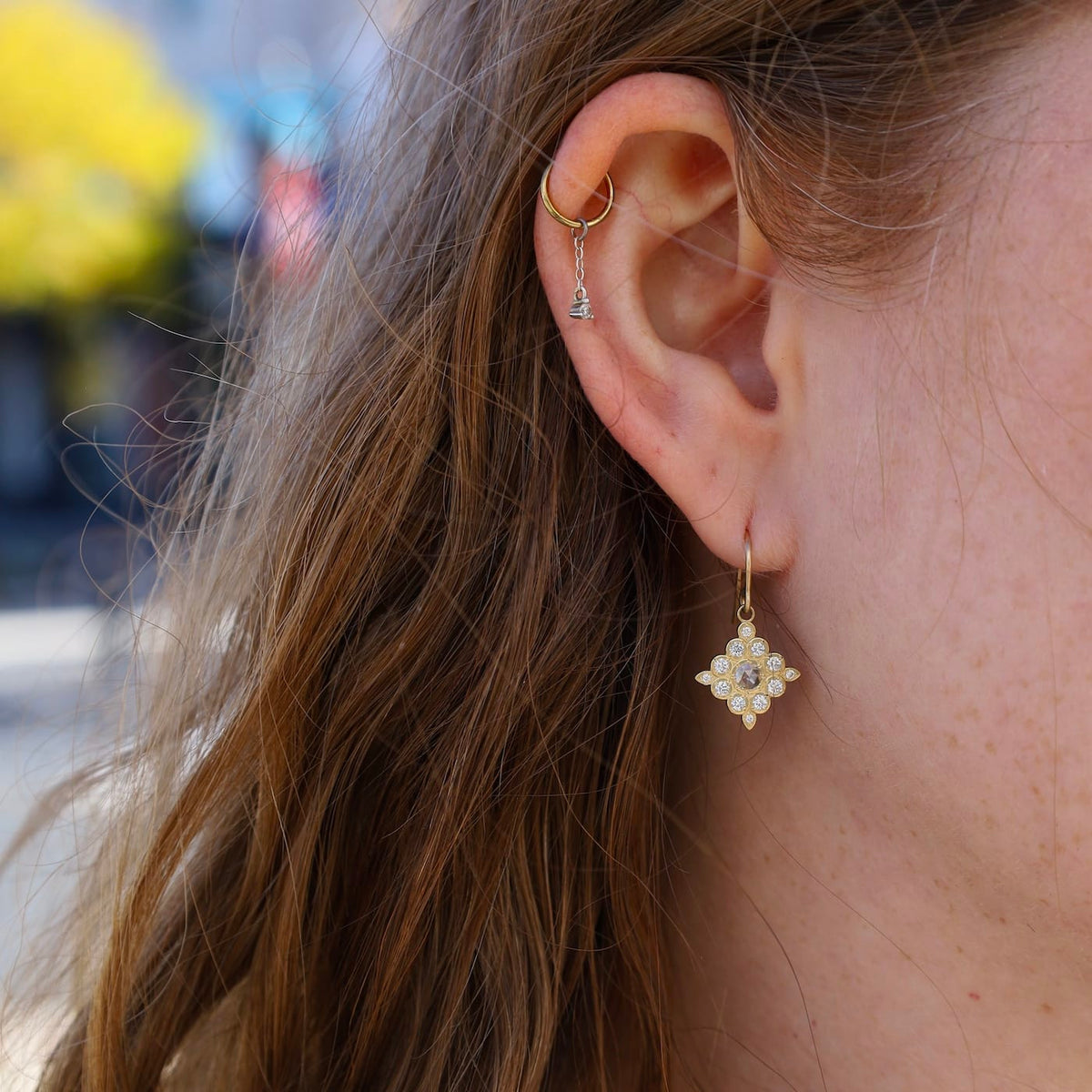 EAR-18K Iris Earrings