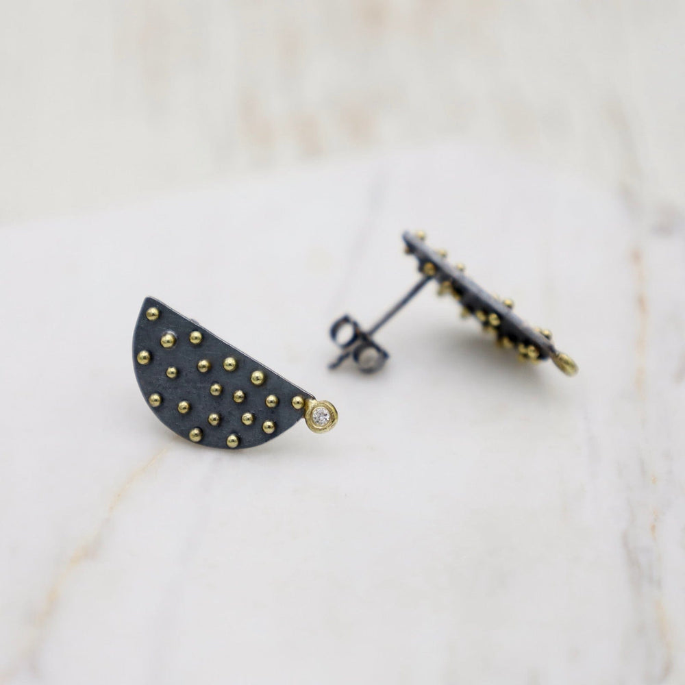 
                  
                    EAR-18K Mini Third Quarter Studs Earrings
                  
                