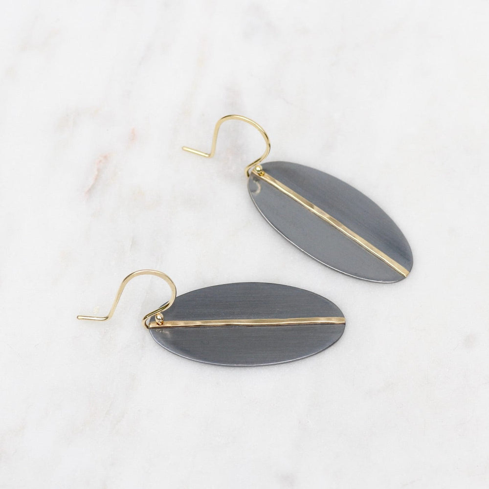 
                  
                    EAR-18K Narrow Mod Oval Earrings
                  
                