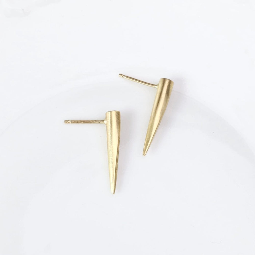 EAR-18K Spike Studs