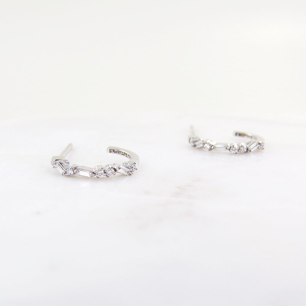 
                      
                        EAR-18K WHITE DIAMOND BAGUETTE HOOPS
                      
                    