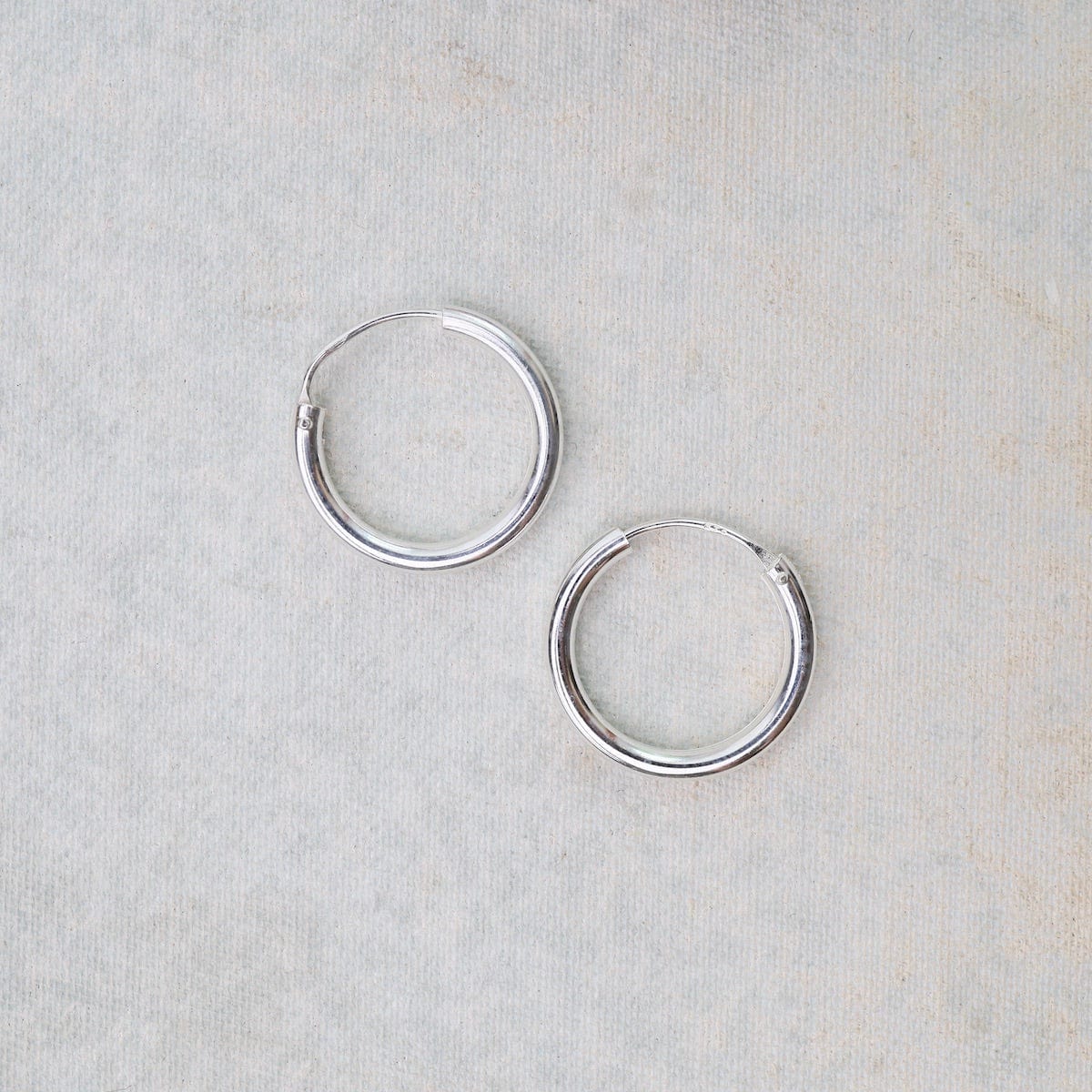 EAR 20mm Eternity Hoops