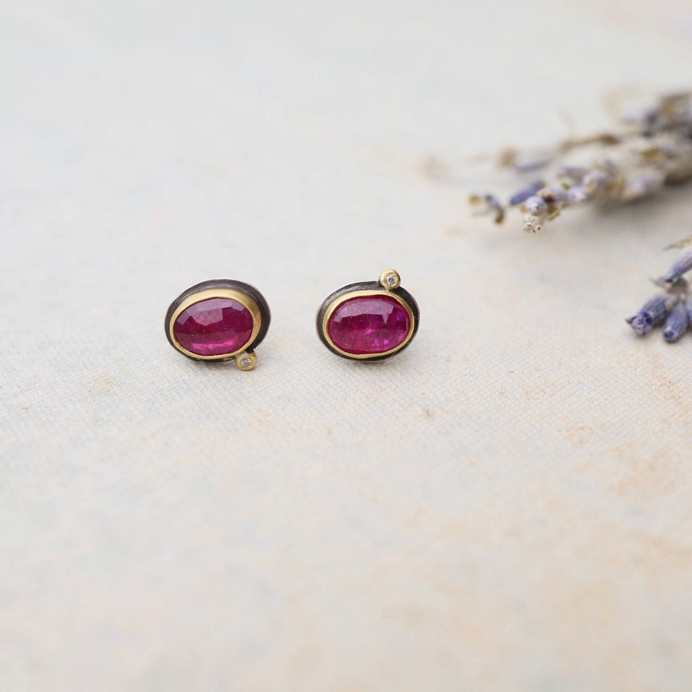 
                      
                        EAR-22K Rose Cut Ruby with Diamond Dot Stud Earrings
                      
                    