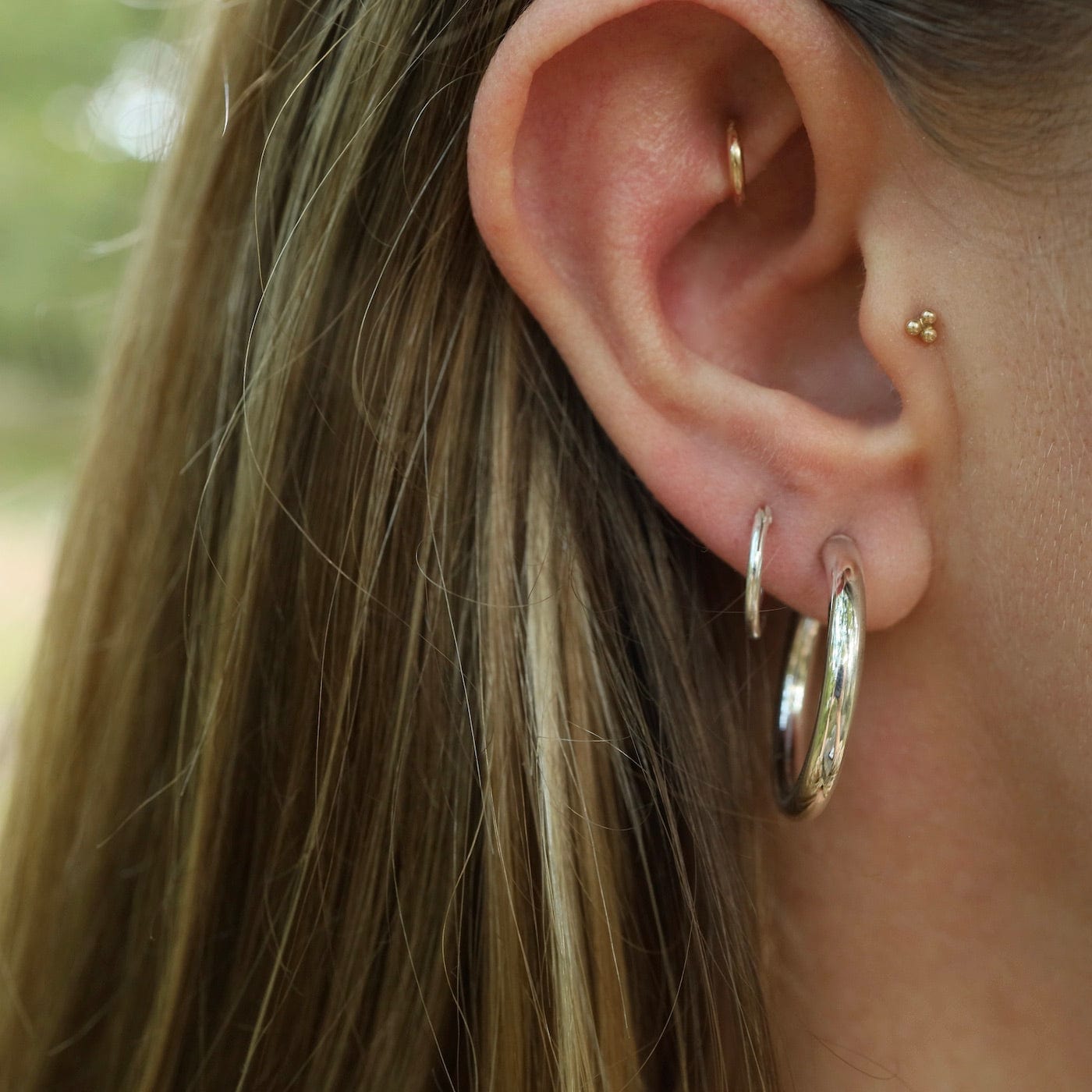 EAR 25mm Round Hoops on Posts