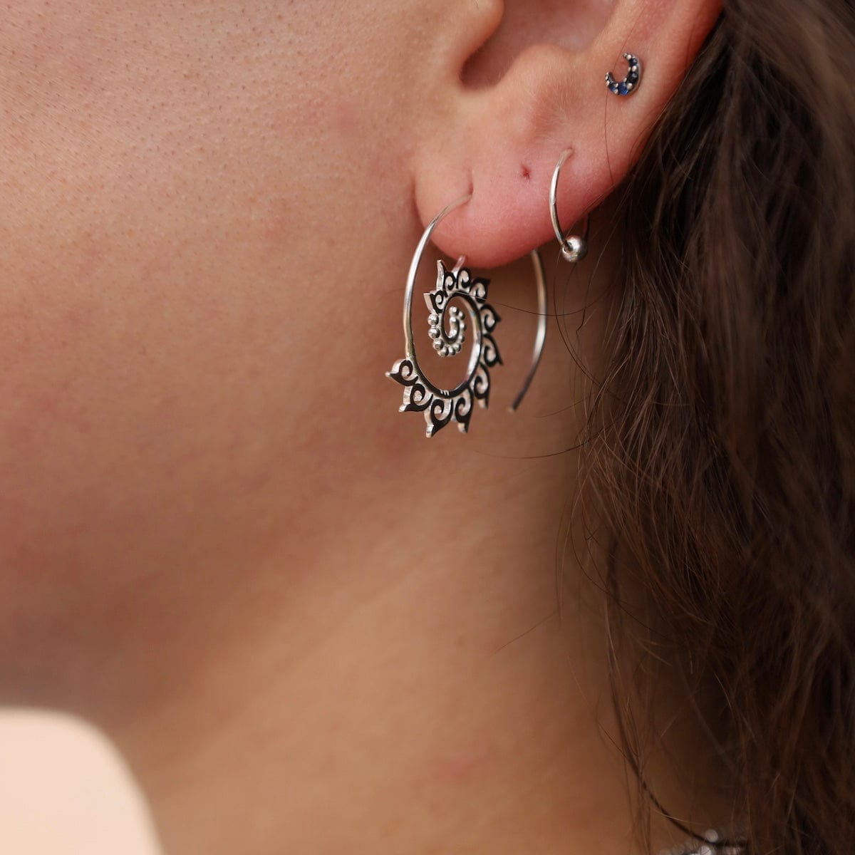 EAR 35mm Flames & Dots Spiral Hoops