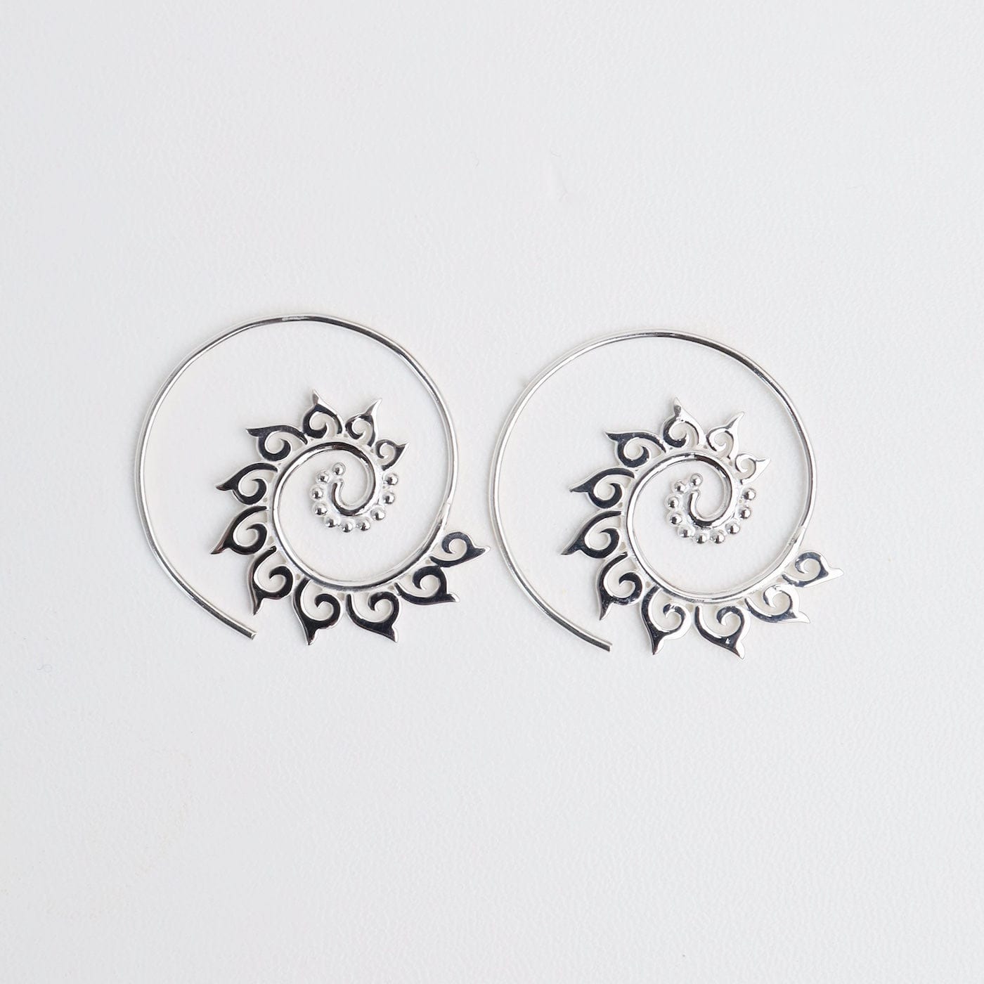 EAR 35mm Flames & Dots Spiral Hoops