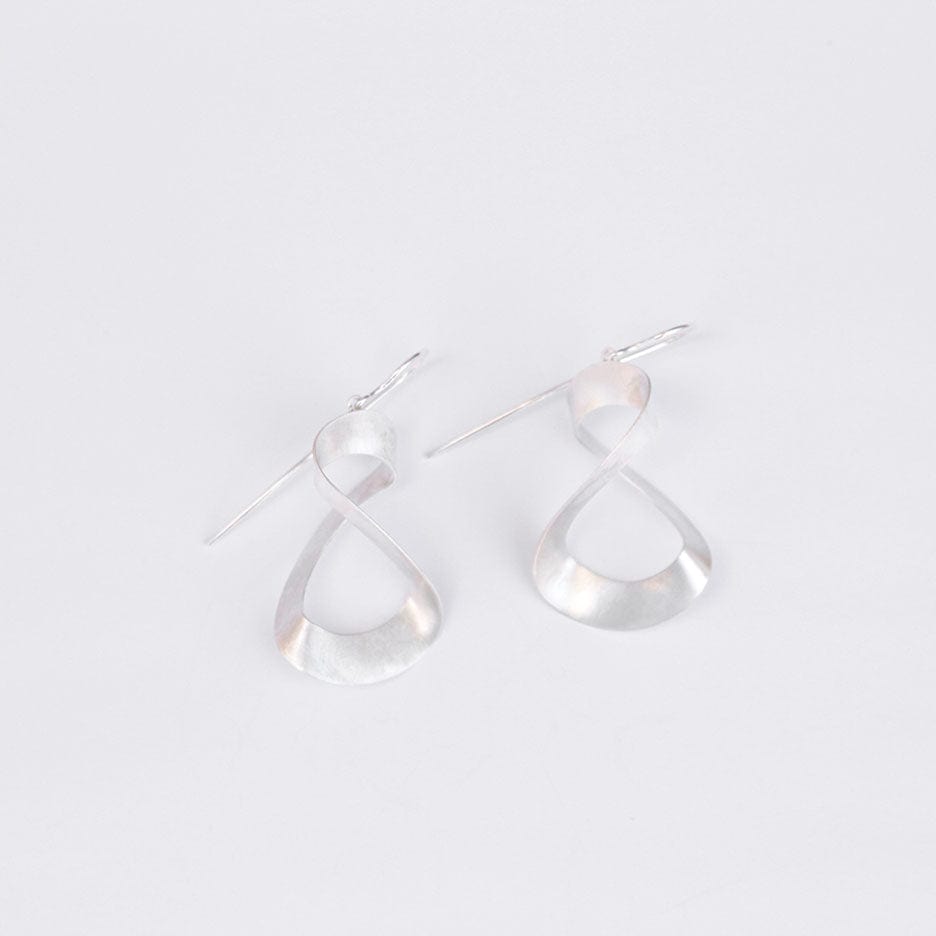 
                      
                        EAR 3D Ribbon Earring
                      
                    