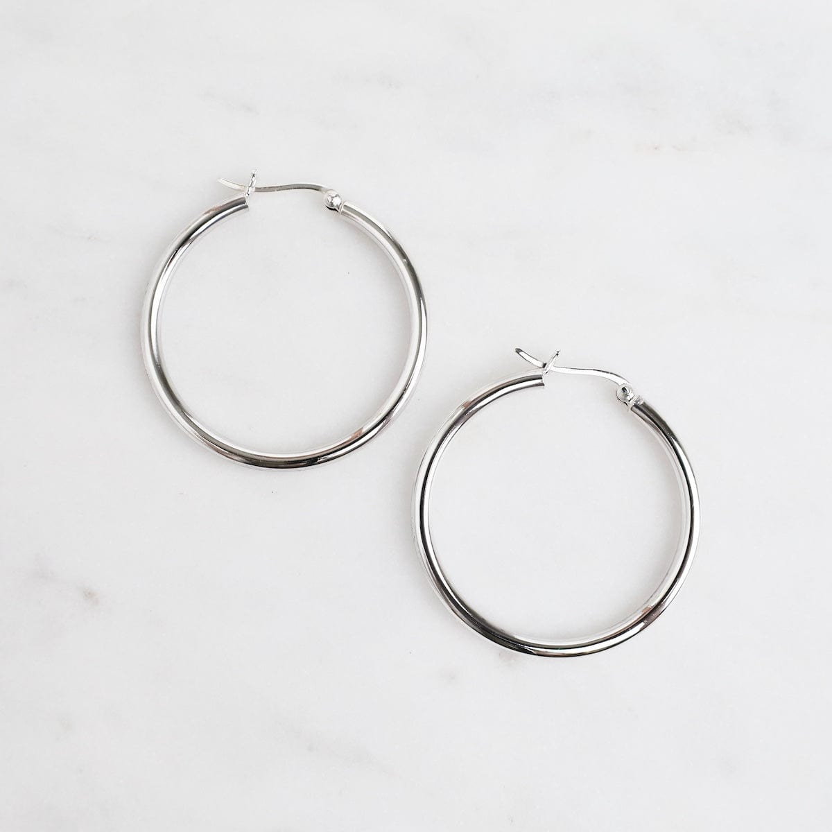 EAR 40mm Round Latch Hoop