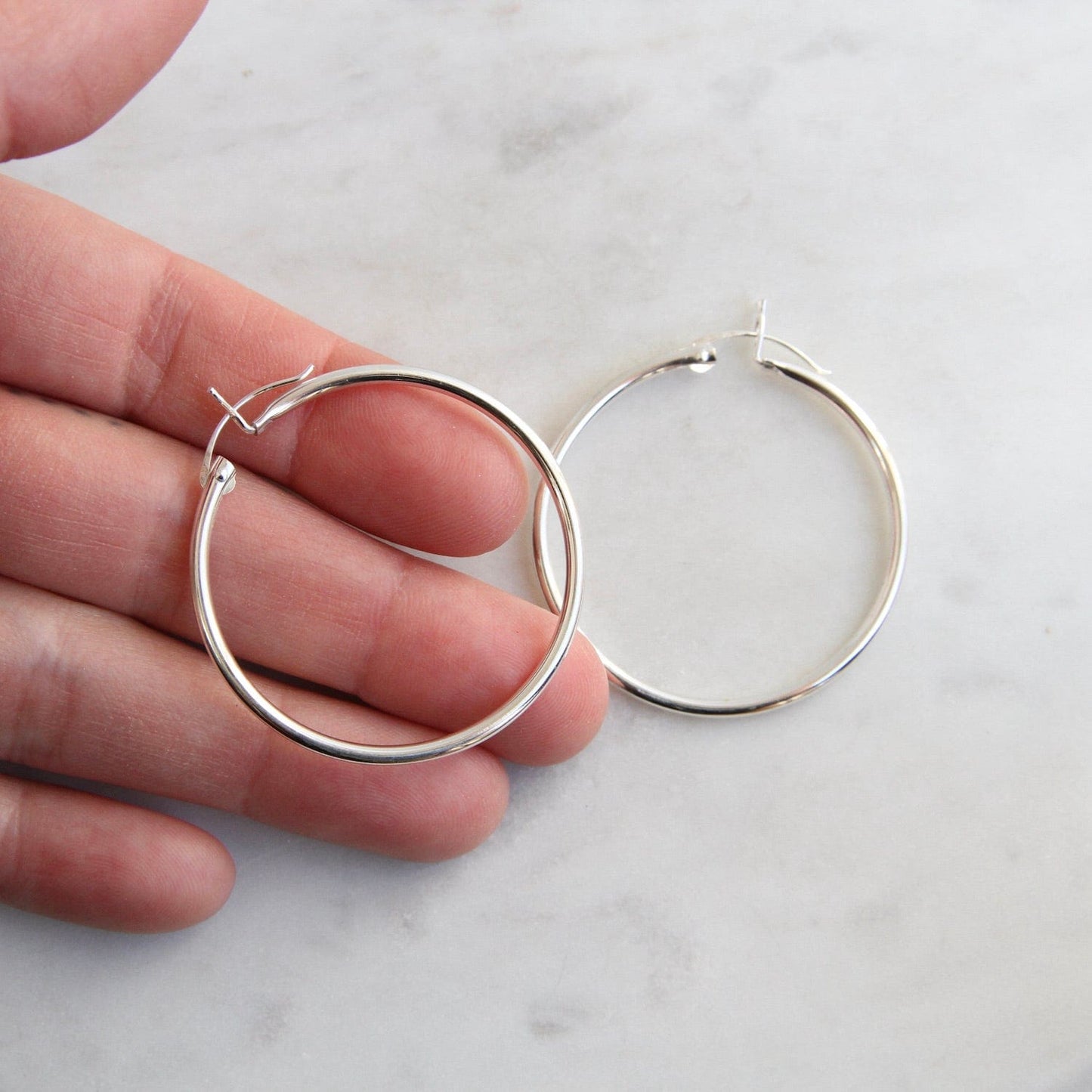 Load image into Gallery viewer, EAR 40mm Sterling Silver Tube Hoop
