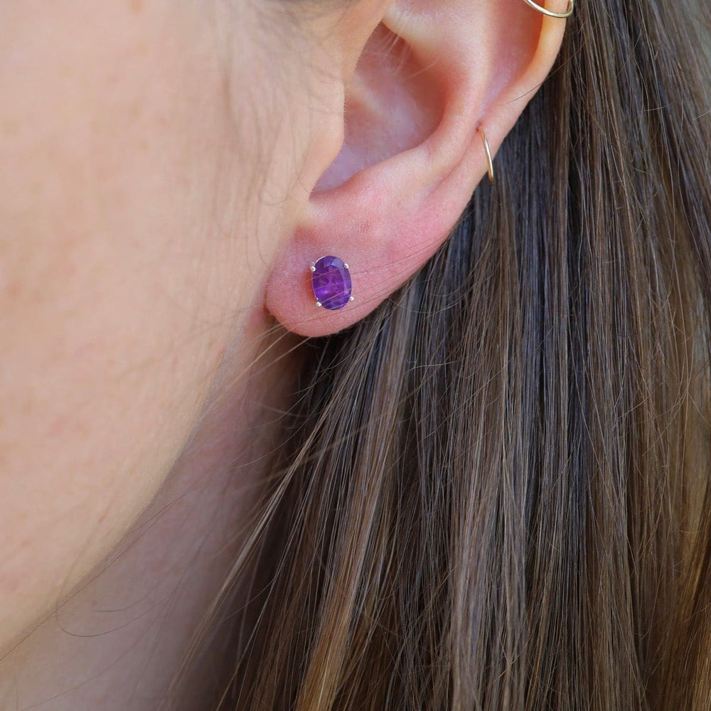 EAR 6x3mm Prong Set Oval Amethyst Earring