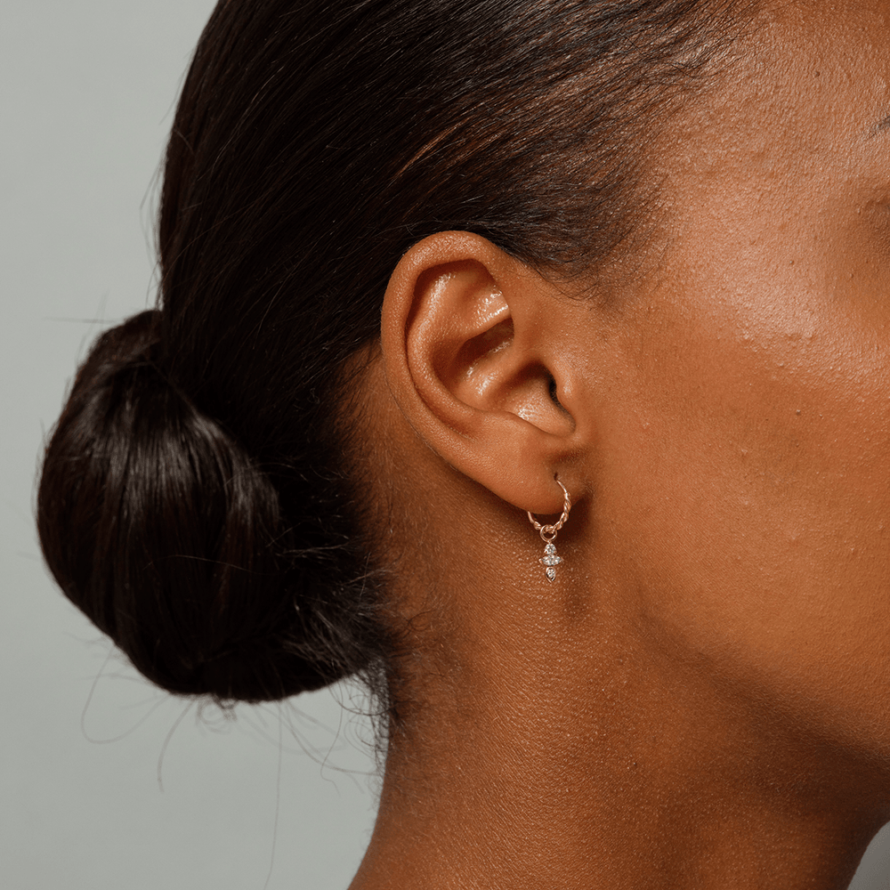 
                      
                        EAR-9K Twist Clicker Hoop - Single Earring
                      
                    