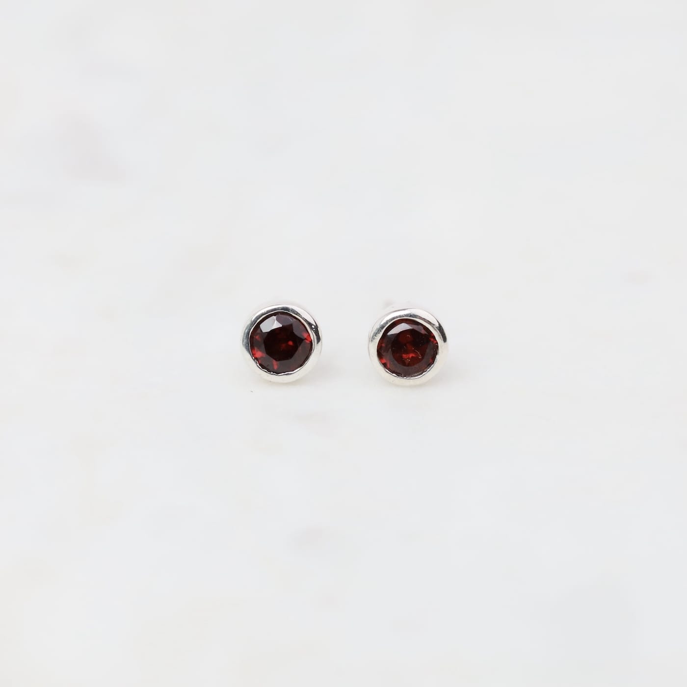 EAR African Garnet Mini Bezel Set Dot Post Earrings