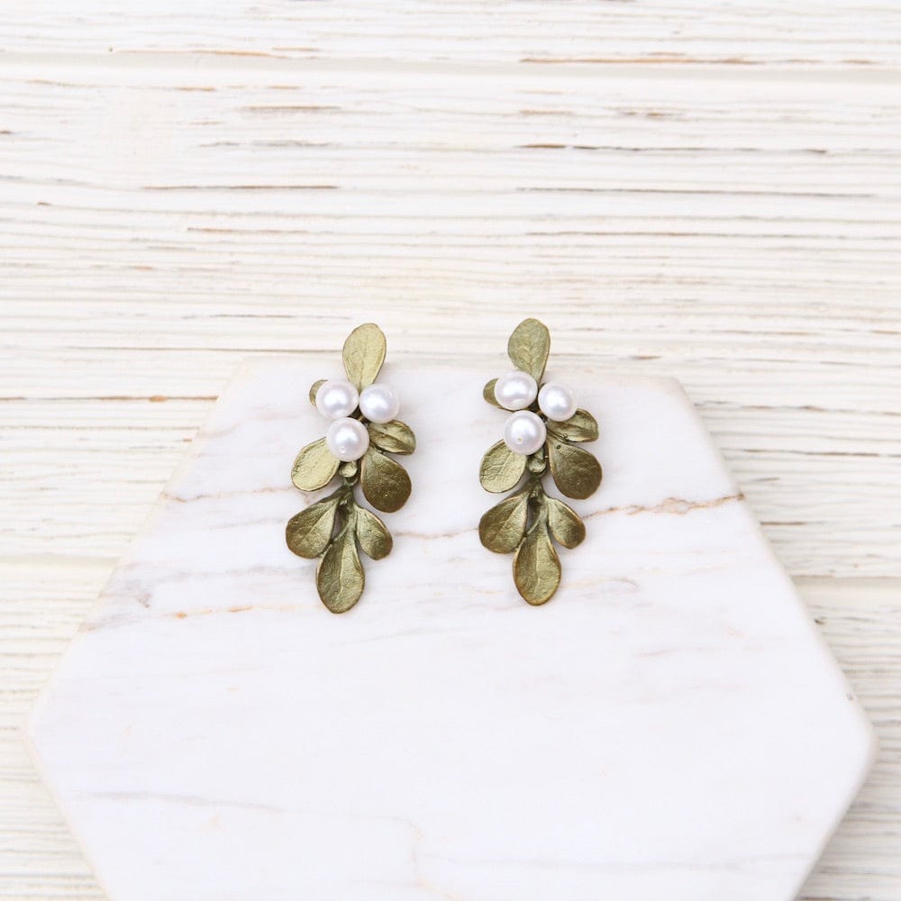 
                      
                        EAR Barberry Pearl Drop Post Earrings
                      
                    