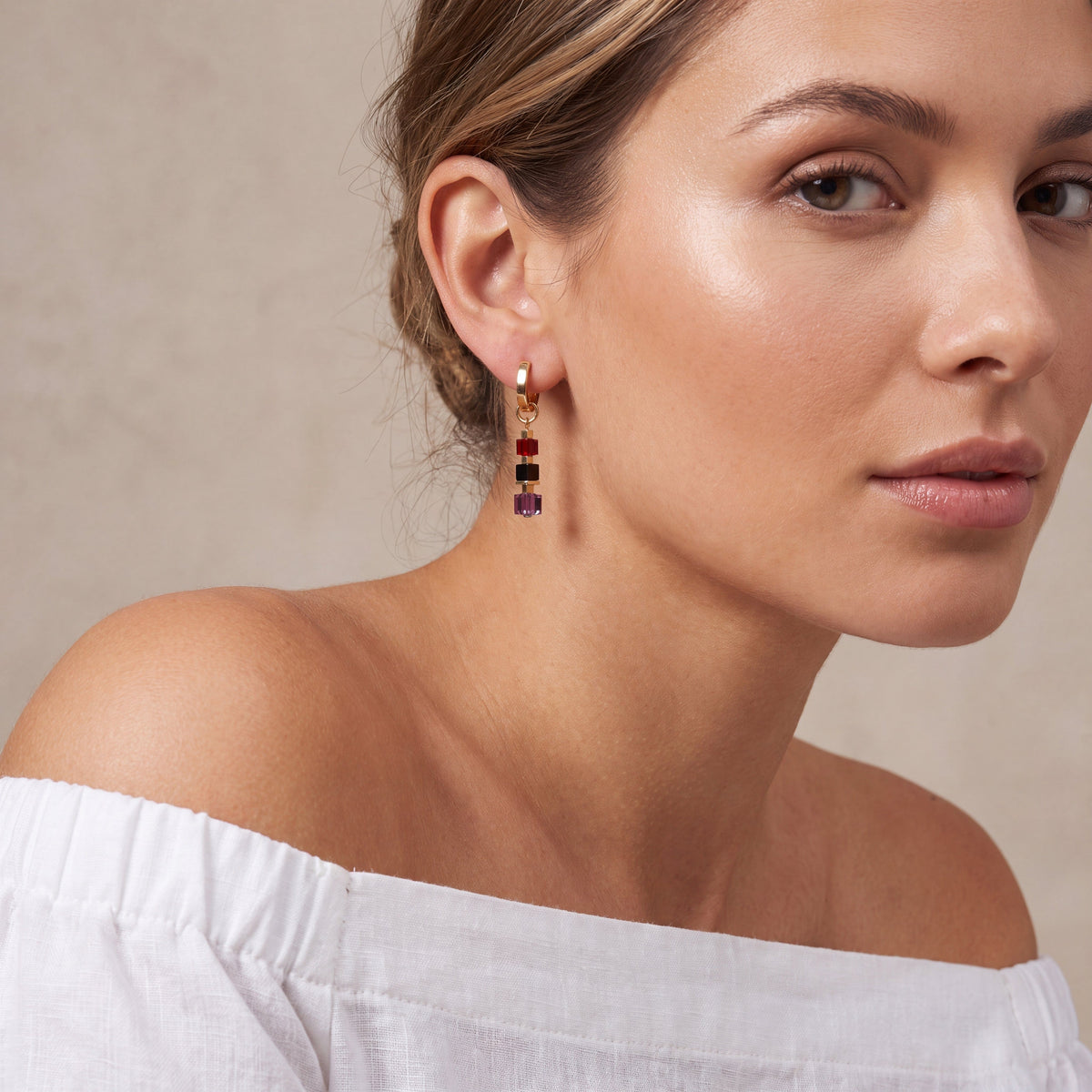 EAR Berry Gold Cube Mix Hoop Earrings