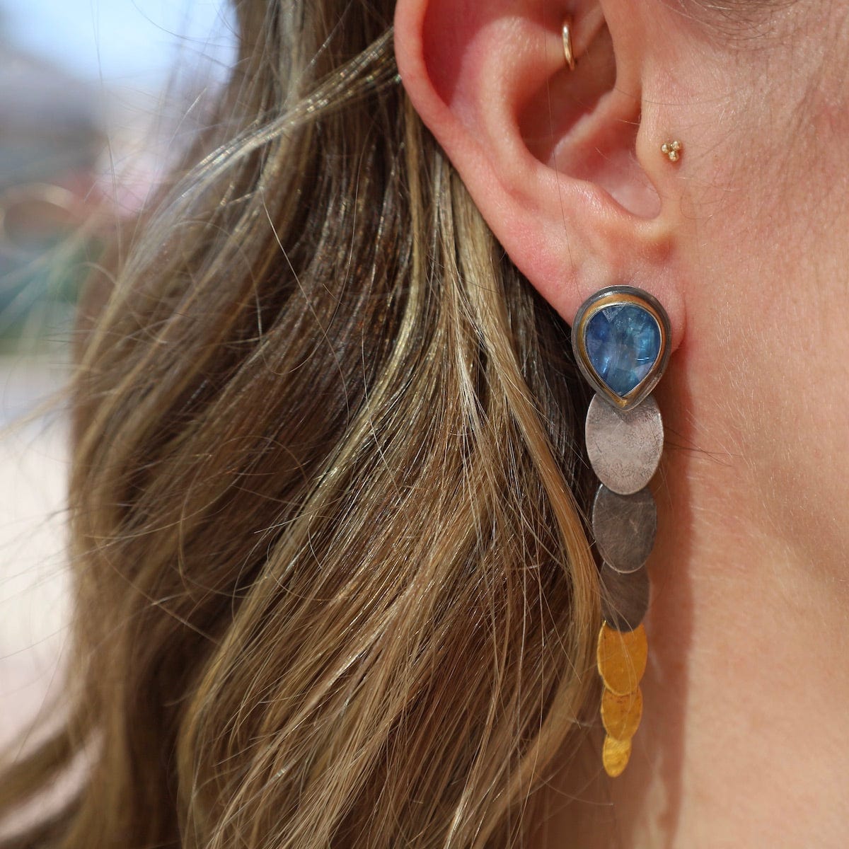 EAR Bi-color Kyanite Oval Pivot Earrings