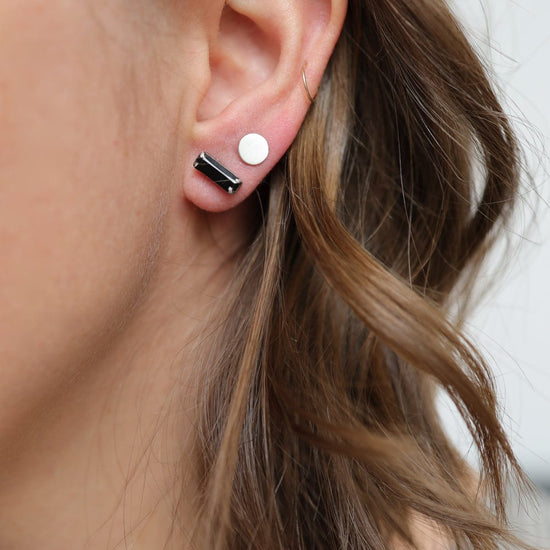 EAR Black Onyx Faceted Baguette Stud Earrings