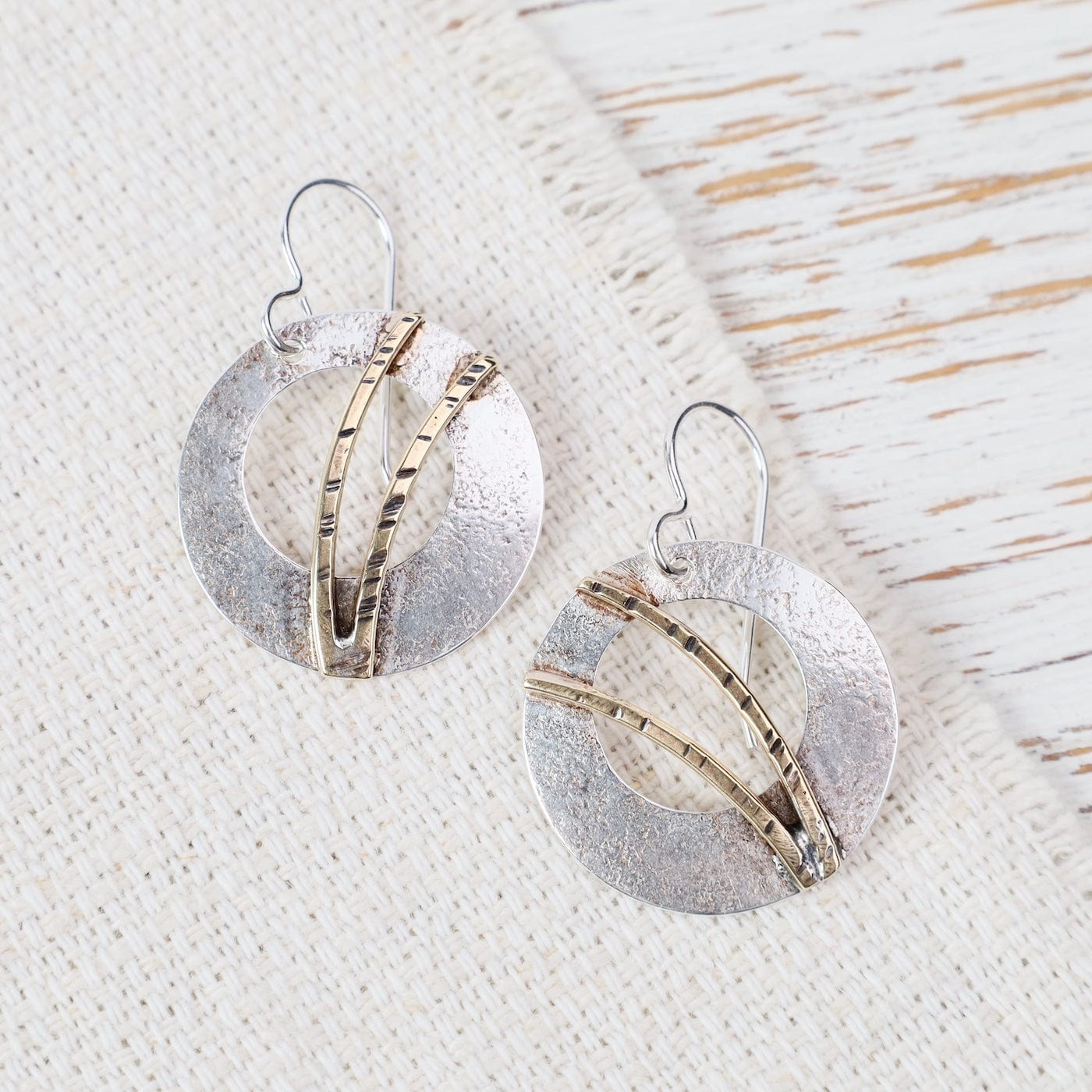 EAR Blowing in the Wind Earrings