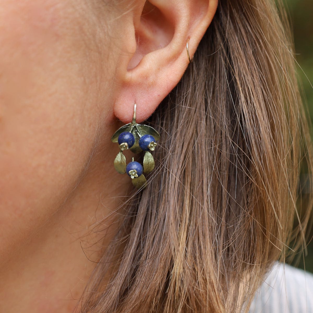 EAR Blueberry Earring on Wire
