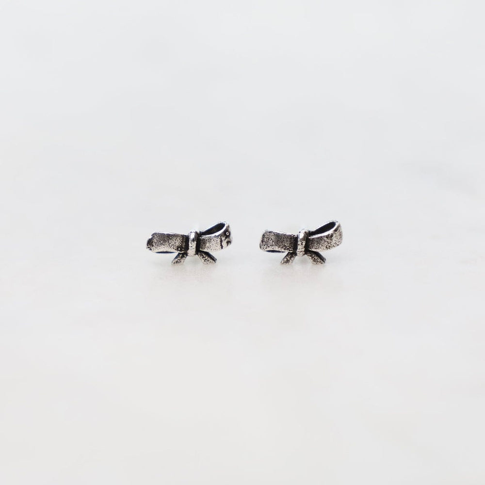 
                      
                        EAR Bow Post Earrings
                      
                    