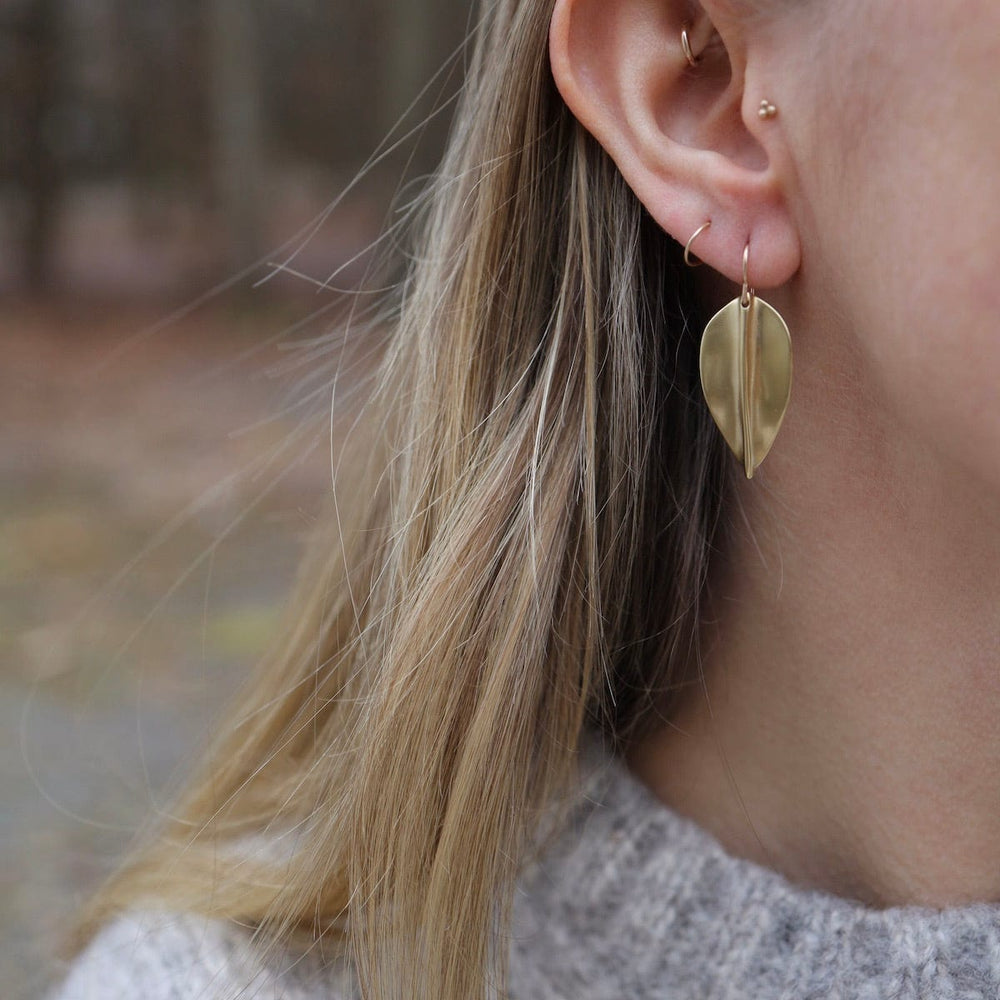 
                      
                        EAR-BRASS Calla Earrings Brass
                      
                    