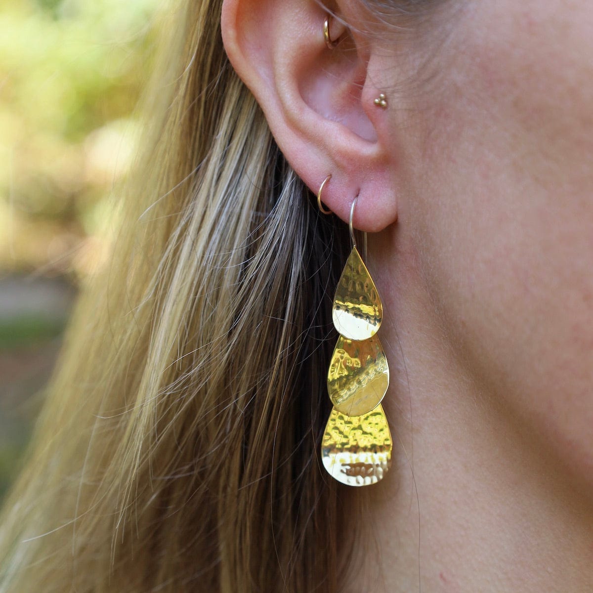 EAR-BRASS Hammered Brass Teardrop Dangle Earrings