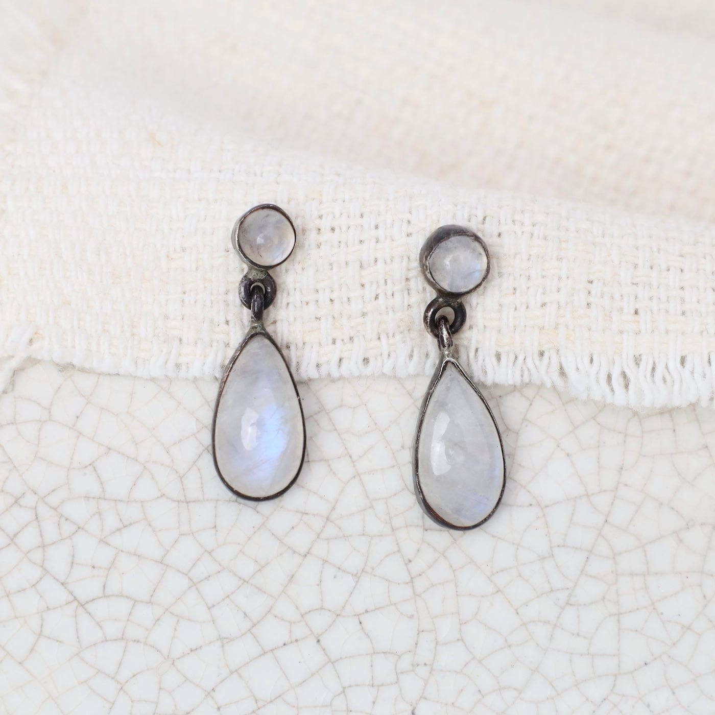 EAR Cabochon Moonstone Teardrop Stud Earring