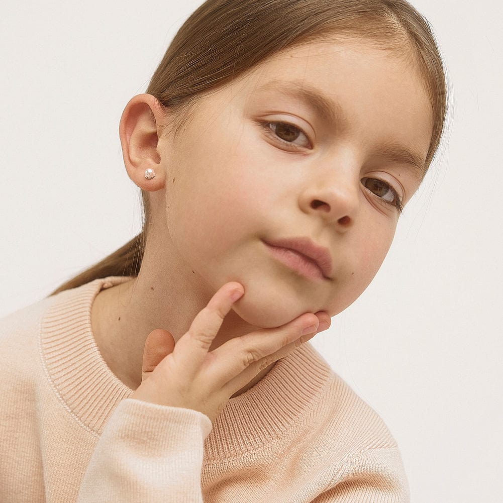 14 KT Children's Pearl cz. accents screw back earrings