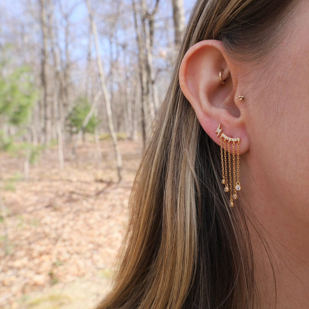 
                      
                        EAR Cleo Earrings Gold
                      
                    