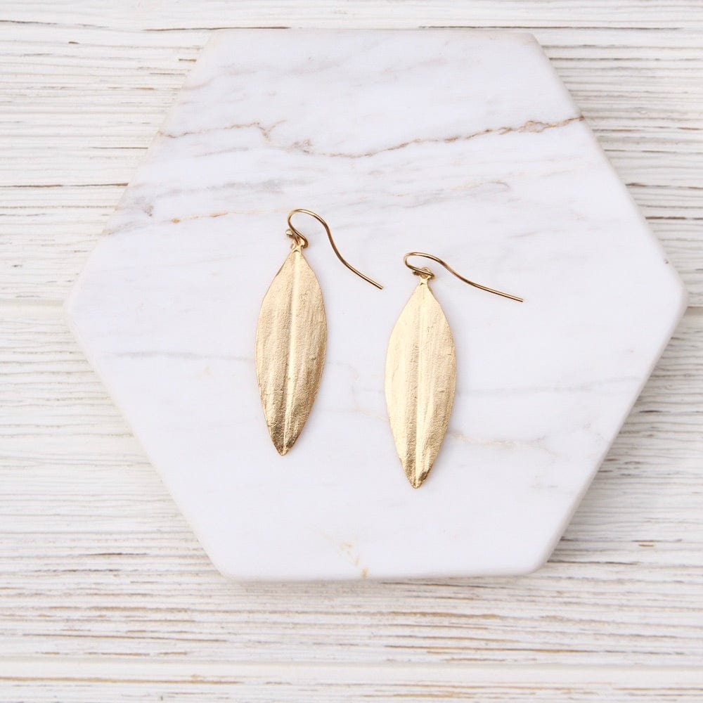 
                  
                    EAR Cordyline Gold Leaf Wire Earring
                  
                