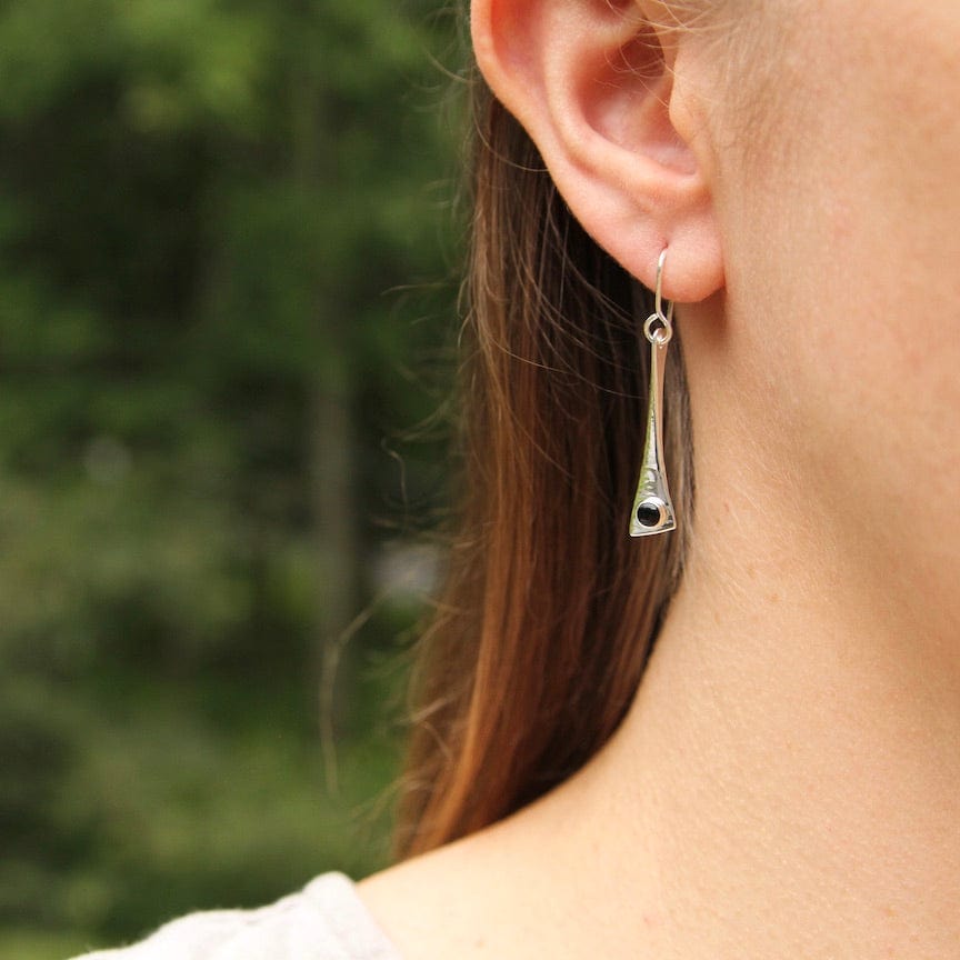 
                      
                        EAR Elongated Triangle Earring with Onyx Cabochon
                      
                    