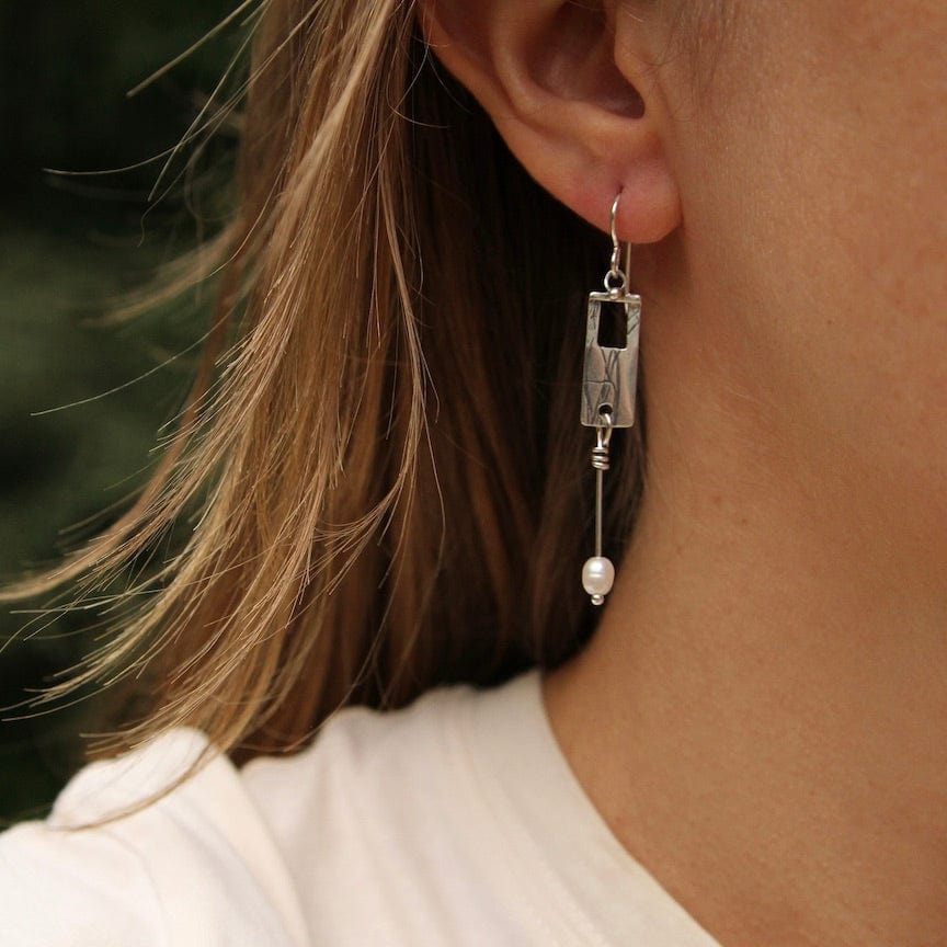 EAR Etched Rectangle with Pearl Drop Earring