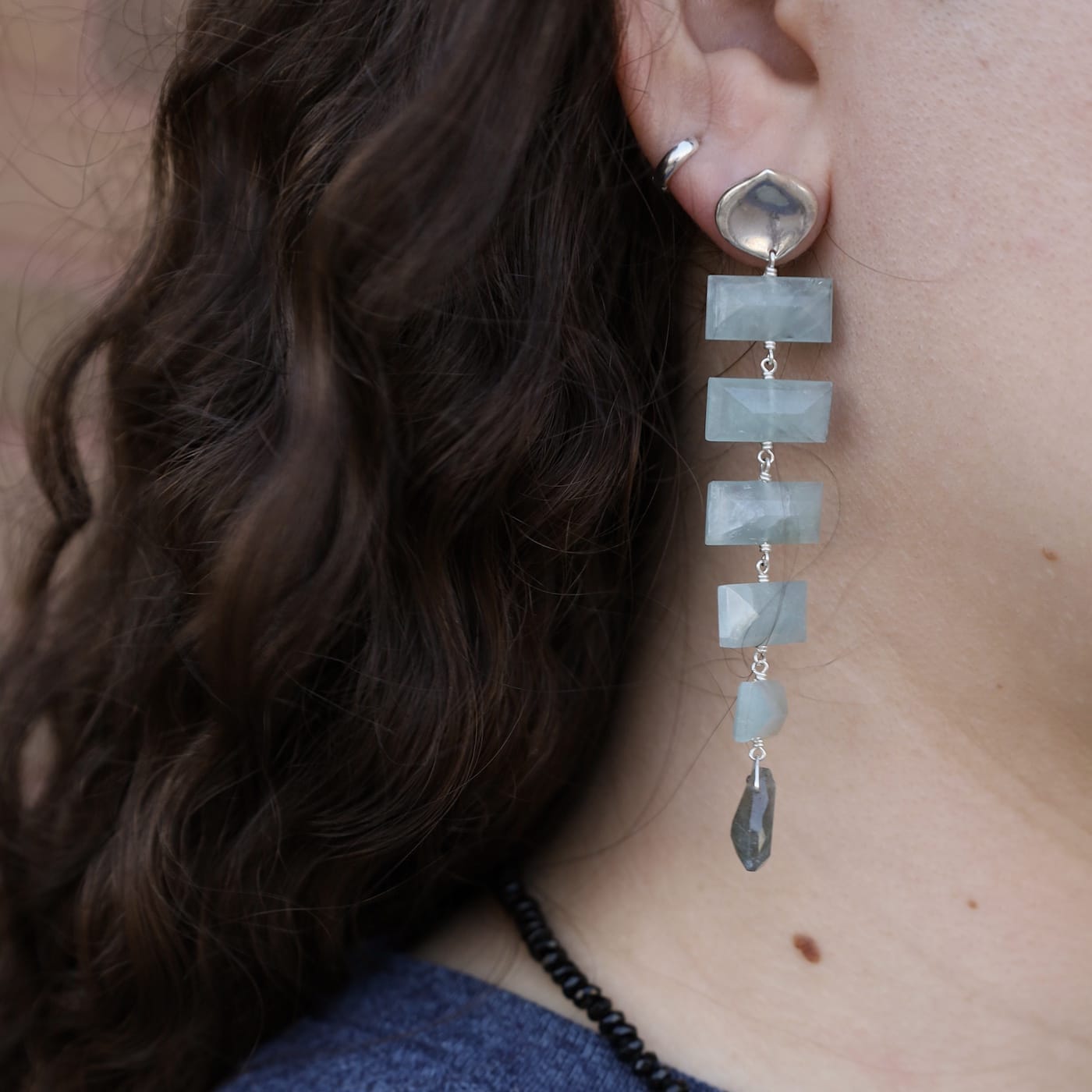 EAR Fishbone Tiered Earrings Aquamarine