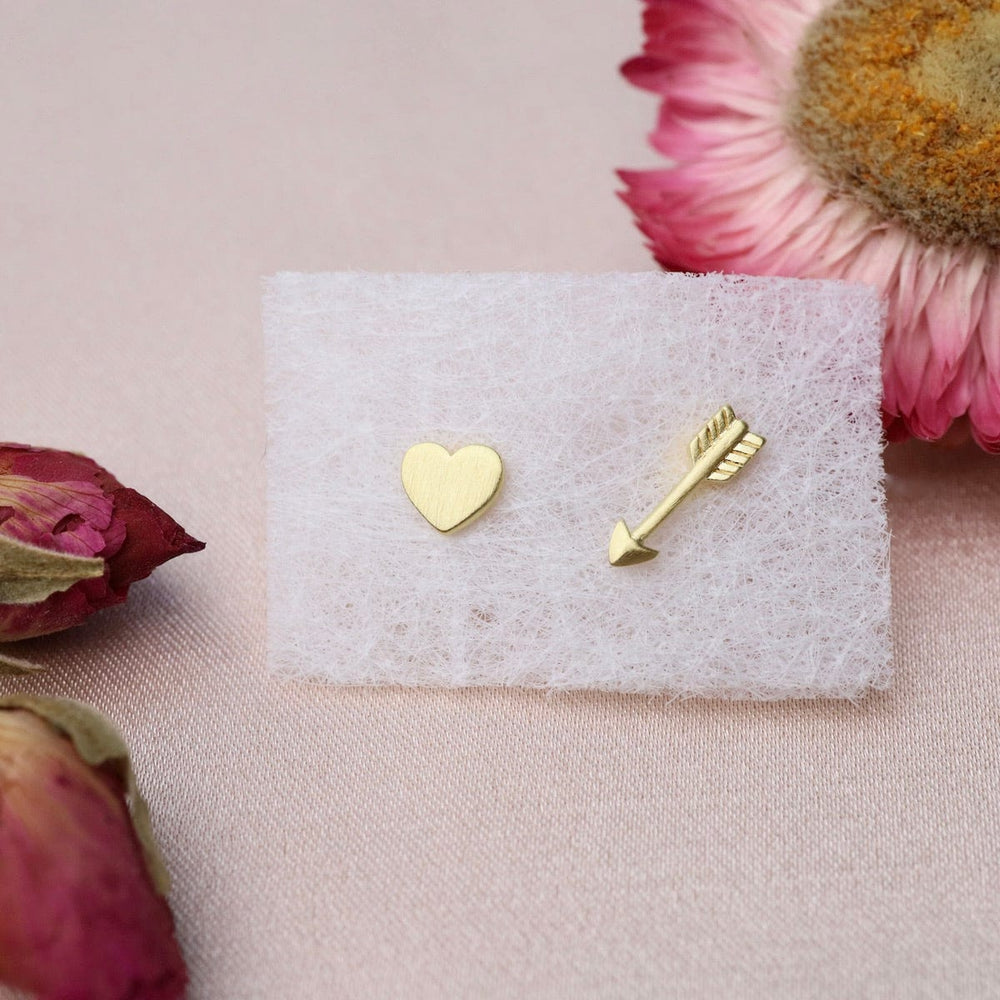 
                  
                    EAR Flat Heart & Arrow Mixed Stud Earrings - Brushed Gold Vermeil
                  
                