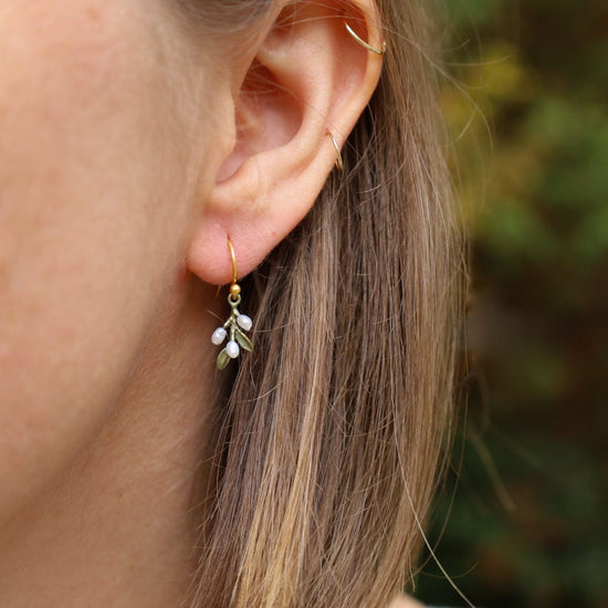 EAR Flowering Thyme Dainty Wire Earring