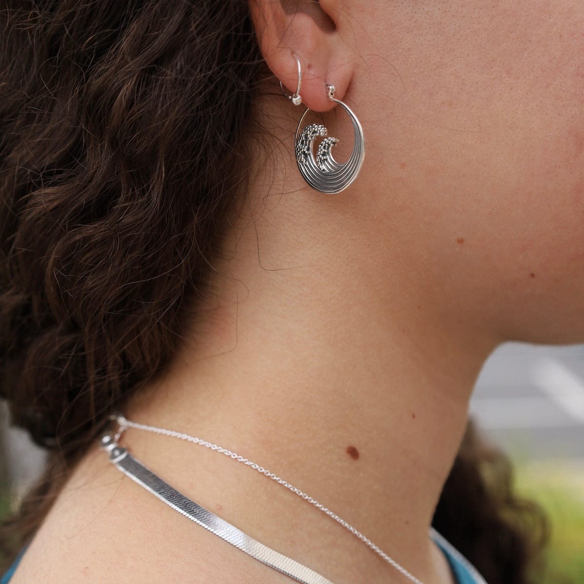 EAR Foaming Waves Hoops